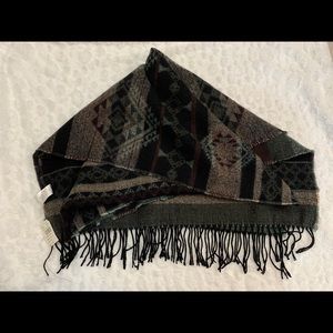 🌟3 for 30🌟 🆕 SCARF with fringe